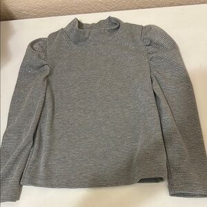 3/15$ GAP Kids Gray Long Sleeve Top